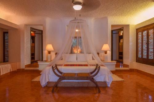 Hotel Kin Sol Soleil