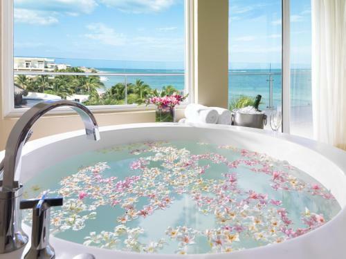 Hotel Azul Sensatori By Karisma - All Inclusive