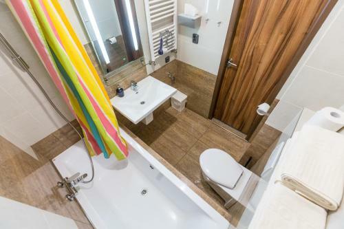 Hostal Guesthouse / Penzion Davids