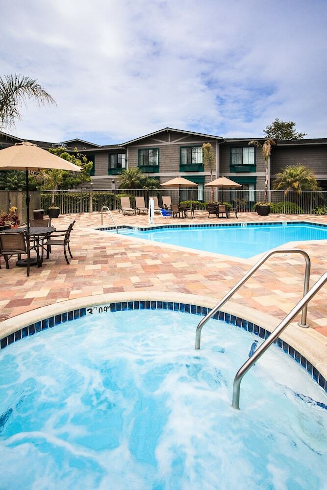 Hotel Holiday Inn Express & Suites Carpinteria