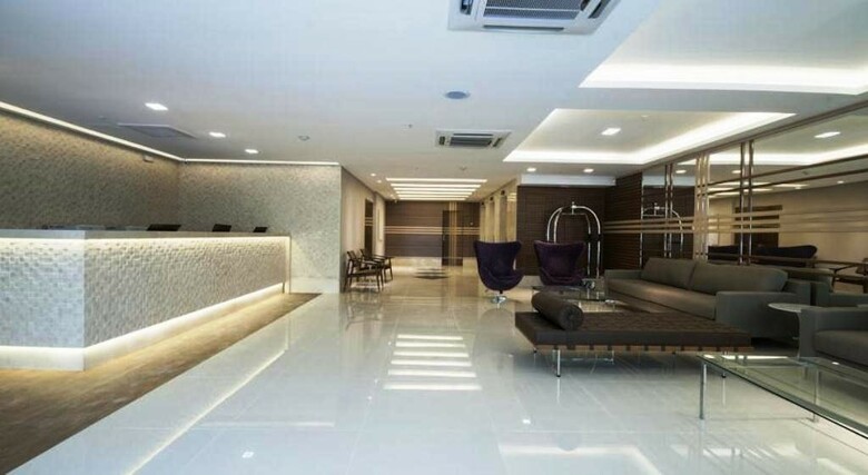 Hotel Atlntico Rio Budget