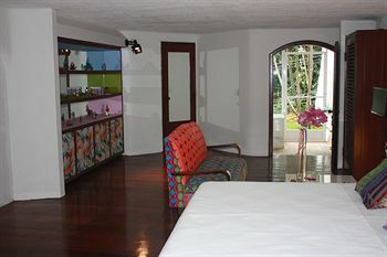 Hostal Les Jardins De Rio