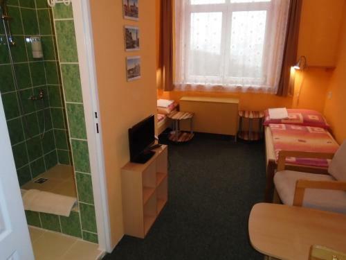 Hostal Pension Dobroucky
