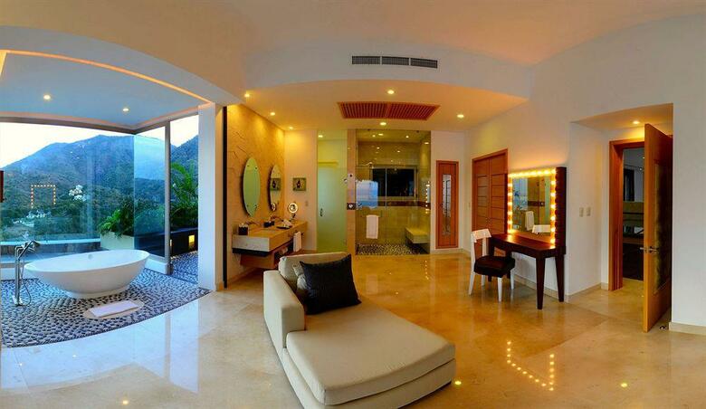 Hotel Garza Blanca Residences
