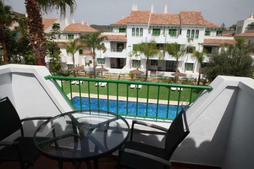 Apartamentos Pueblo El Goleto Aptos.