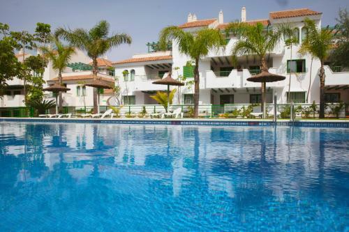 Apartamentos Pueblo El Goleto Aptos.