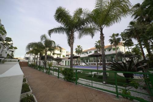 Apartamentos Pueblo El Goleto Aptos.