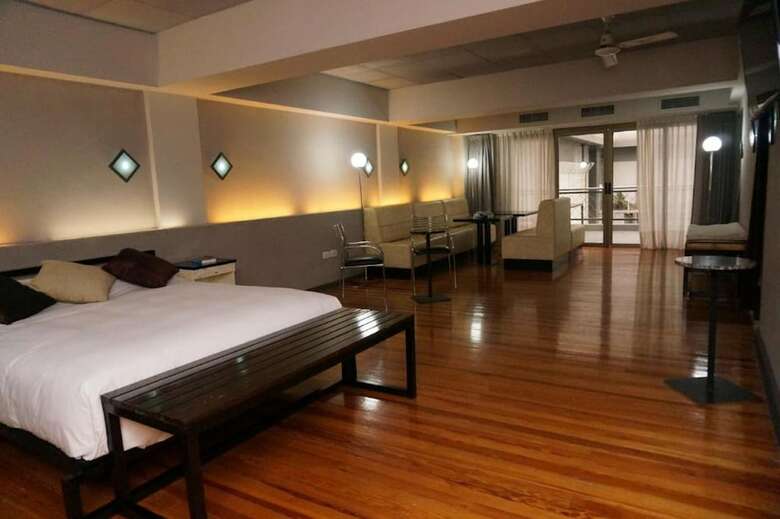 Prodeo Hotel + Lounge