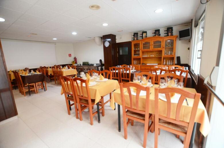 Hostal Los Ma�os
