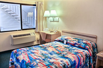 Motel 6 Fresno - Blackstone North