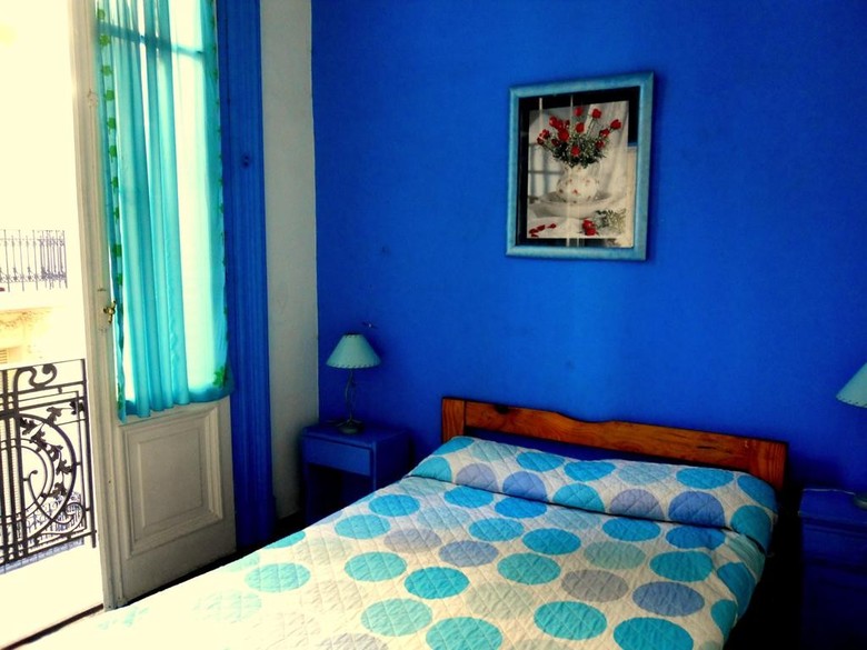 1385 Hostel