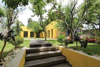 Hotel Jardines De Luz