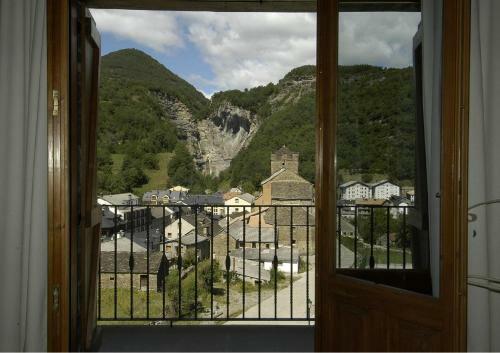 Hostal Casa Rural El Port�n De Murillo