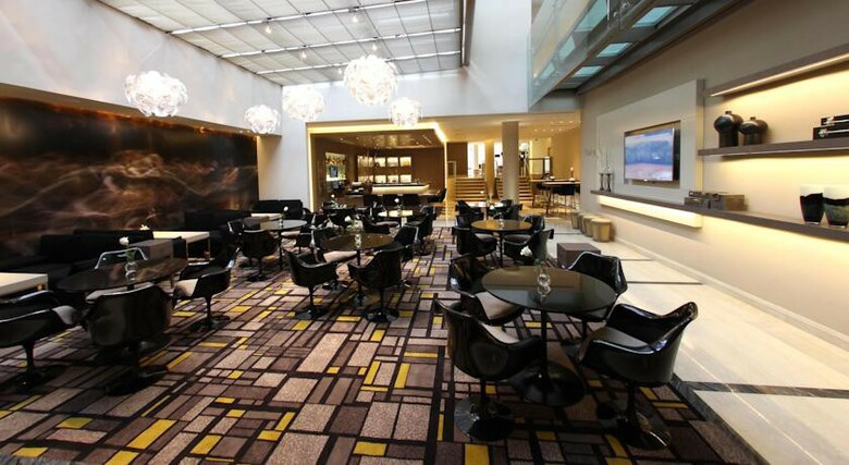 Recoleta Grand Hotel