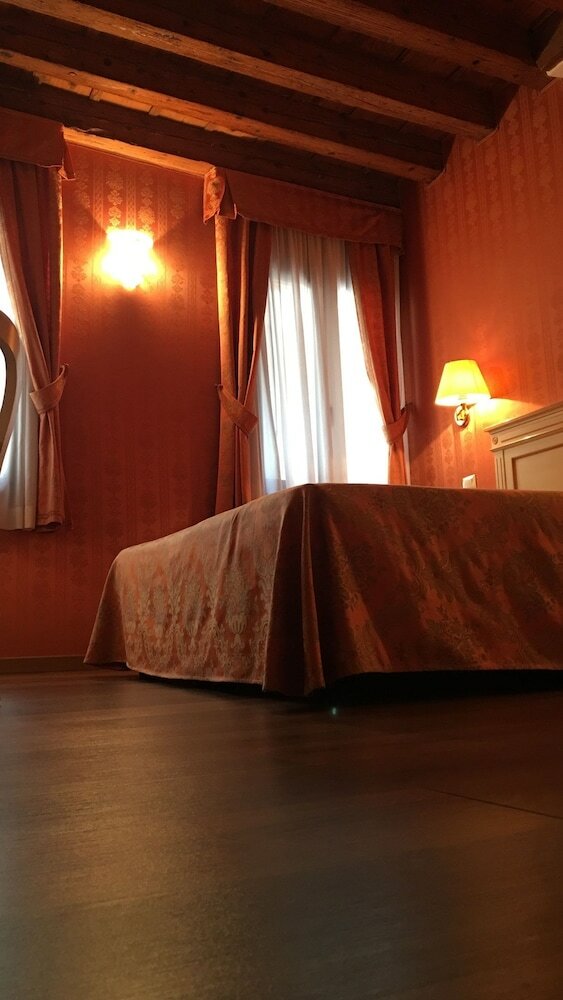 Hotel Lanterna Di Marco Polo