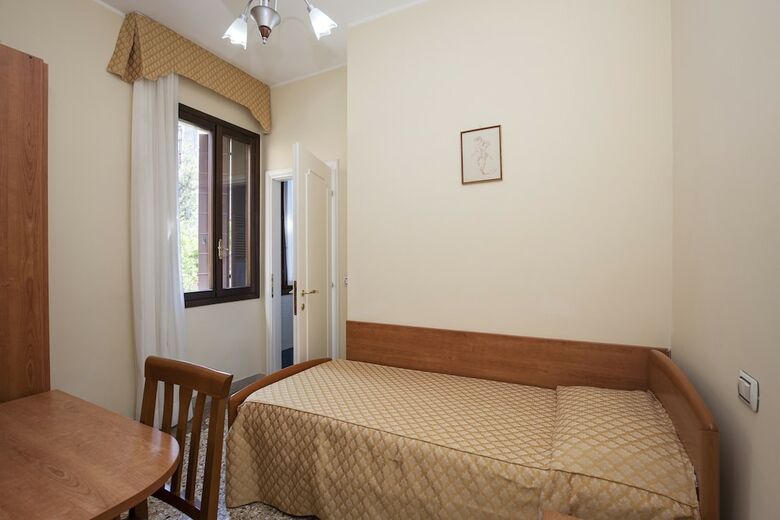 Hotel Casa Del Melograno
