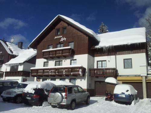 Hostal Pension Luky