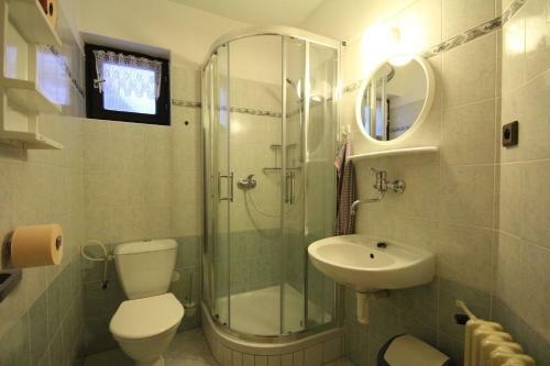Hostal Pension Kub�t