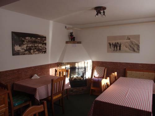 Hostal Pension Kub�t