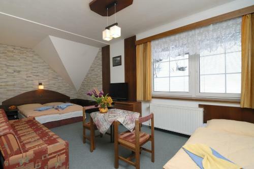 Hostal Pension Fuka