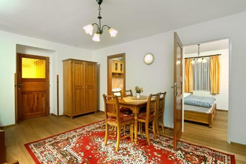 Hostal Pension Rosa