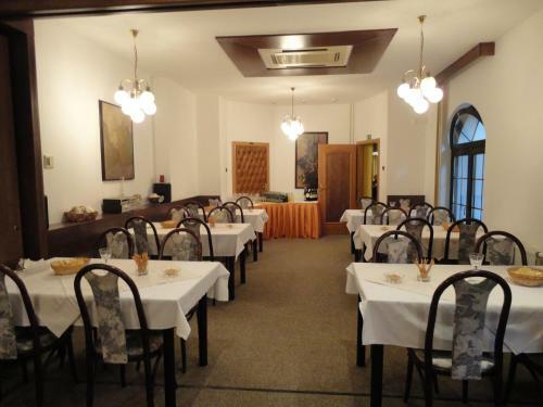 Hotel ?ir�k