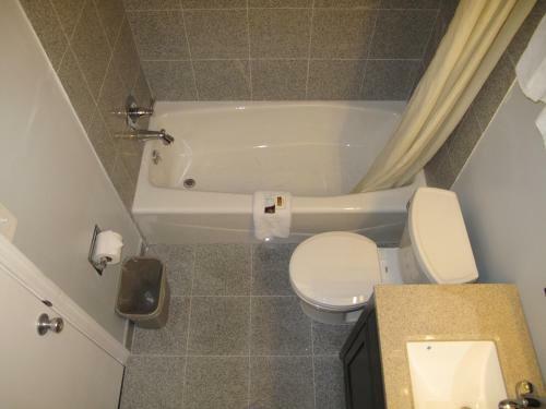 Budget Host Inn Saga Motel