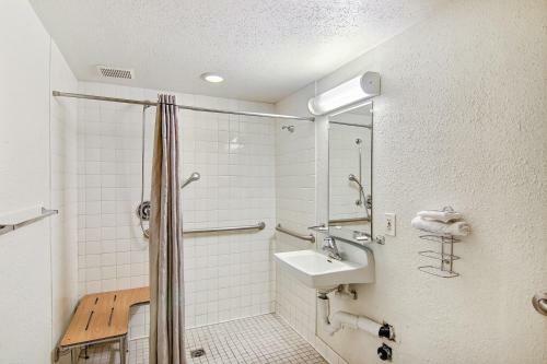 Motel 6 Santa Barbara - Goleta