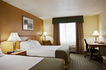 Holiday Inn Express Hotel & Suites Hesperia