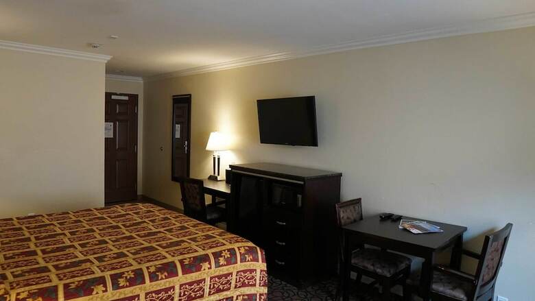 Motel Ocean Surf Inn & Suites