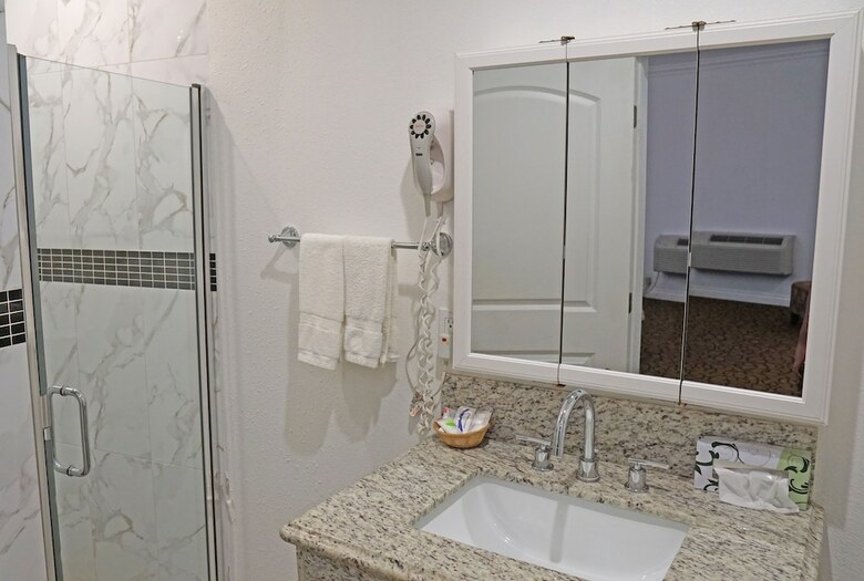 Motel Ocean Surf Inn & Suites