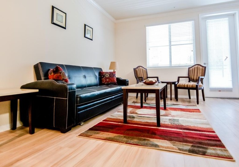 The Hollywood Ray Apartment