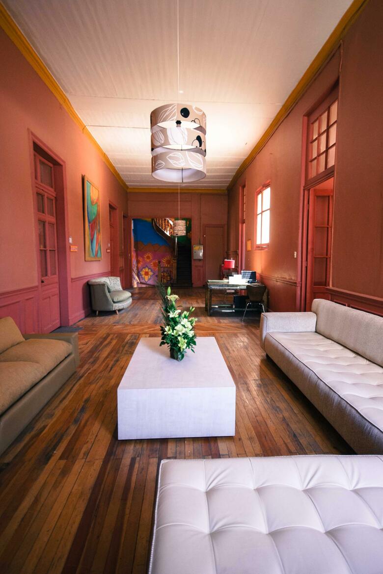 Happy House Hostel