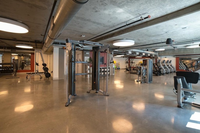 Wilshire Center Apartment