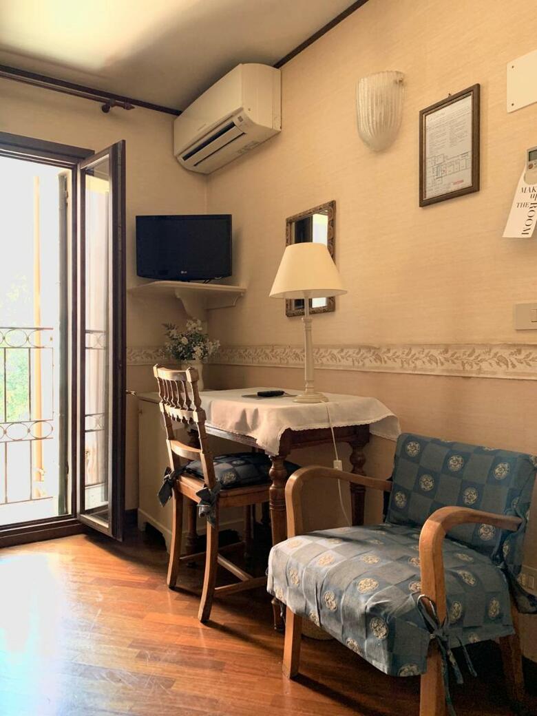 Hotel La Calcina Suites