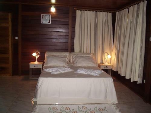 Hostal Pousada Das Flores