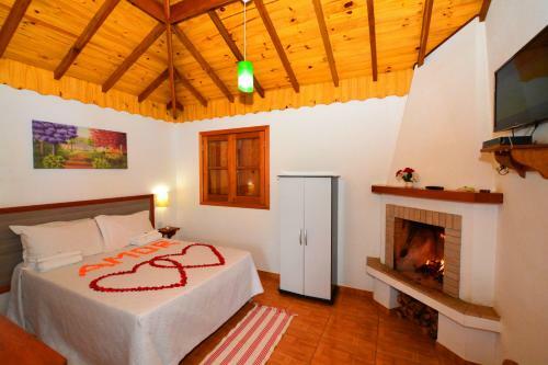 Hostal Pousada Cantinho Colibri