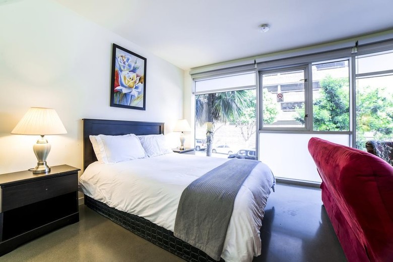 Downtown Wilshire Apartment