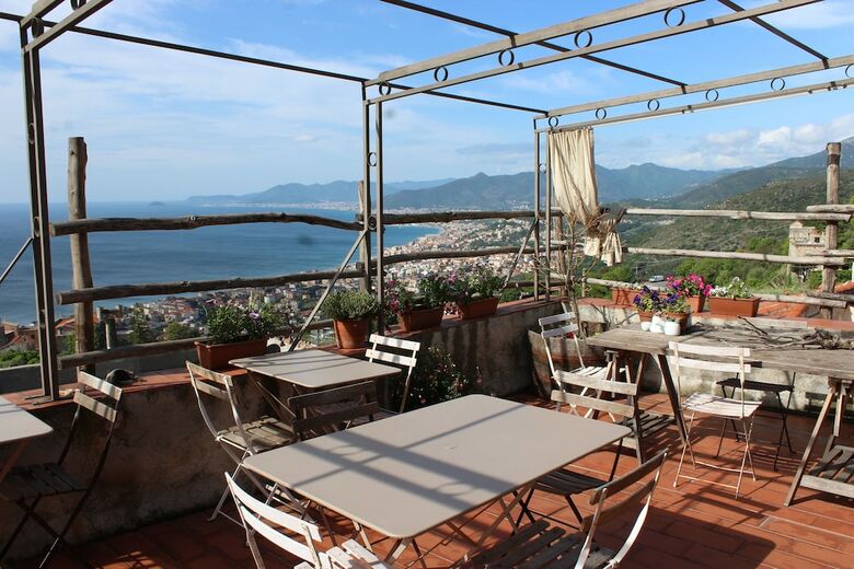 Hostal San Martino Rooms & Breakfast