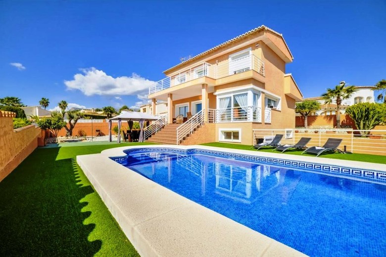 Villa Segovia