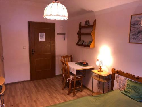 Hostal Pension Roklan