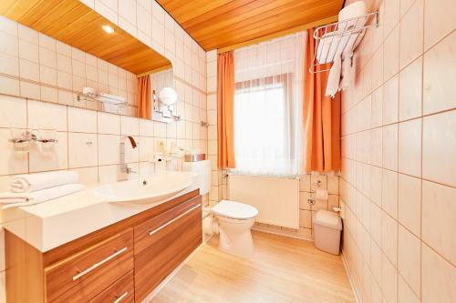 Hostal Gast-und Weinhaus Burkard