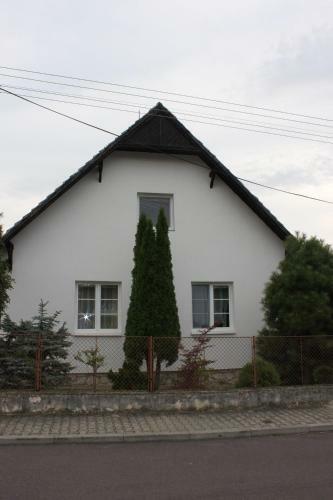 Domek U Lesa