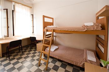 Albergue Ostello Domus Civica