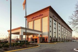 Hotel Hampton Inn Newark-airport