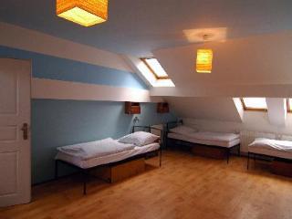 Sir Toby's Hostel