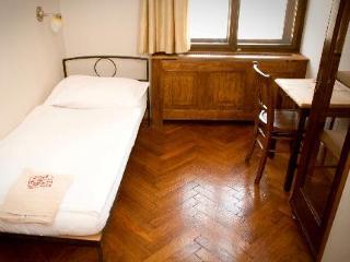 Sir Toby's Hostel