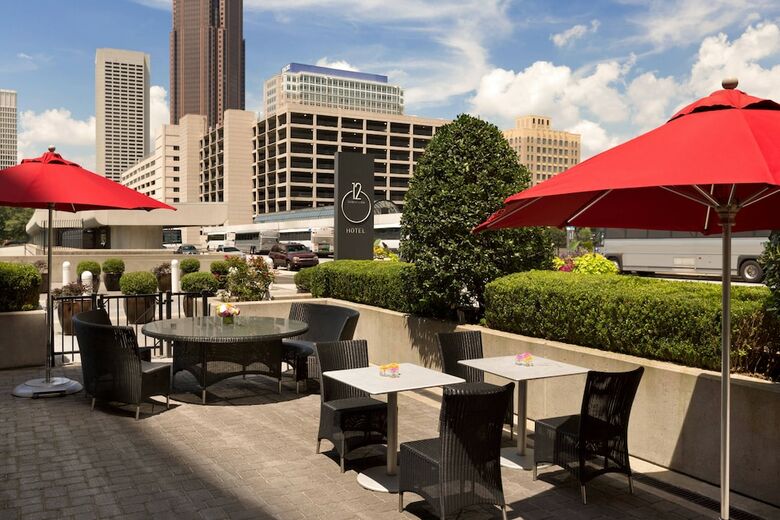 Twelve Hotels Centennial Park