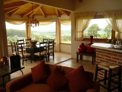 Hotel Bosque Escondido