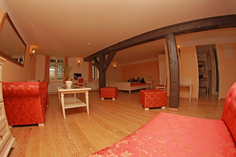 Hostal Hotel Kaufmannshaus Krahnst�ver